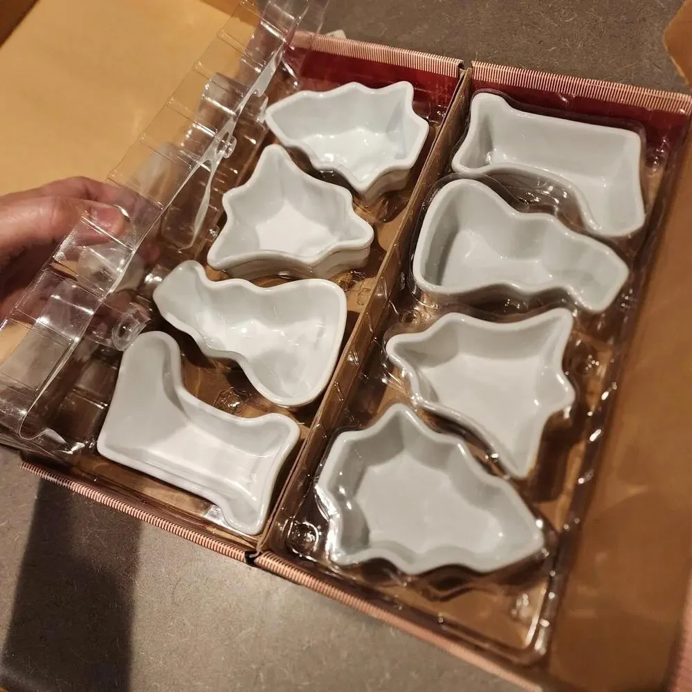 NEW 2 sets Williams Sonoma christmas holiday white  ramekins